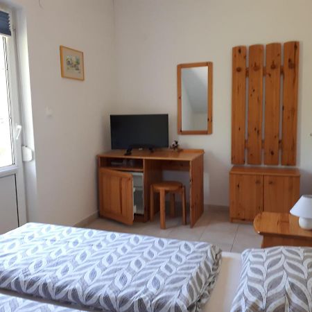 Borkuti Panzio Es Apartman Балатонсемеш Экстерьер фото