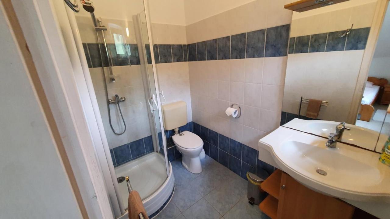 Borkuti Panzio Es Apartman Балатонсемеш Экстерьер фото